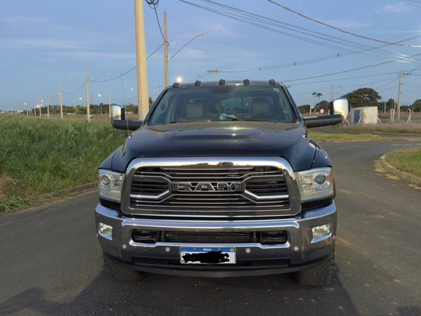 Foto 2 - RAM 2500 Laramie 6.7 Turbo Diesel 4x4
