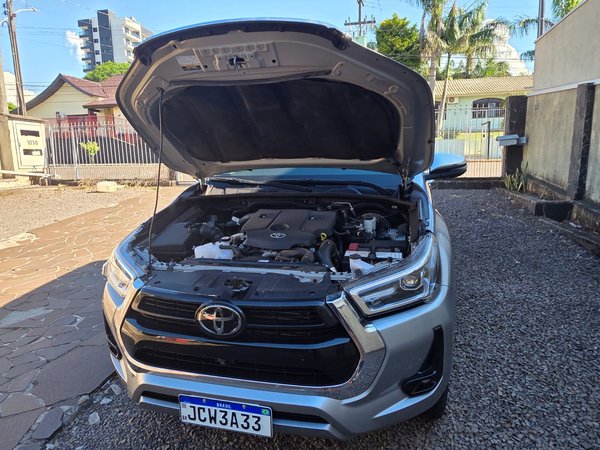 Foto 8 - Toyota Hilux SRX 2.8 Turbo Diesel 4x4