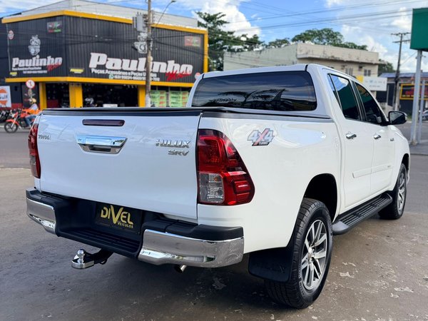 Foto 6 - Toyota Hilux SRV 2.8 Turbo Diesel 4x4