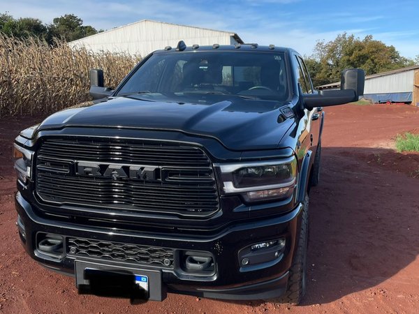 Foto 2 - RAM 3500 Laramie Night Edition 6.7 Turbo Diesel 4x4