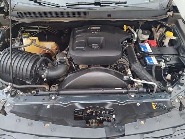 Foto 5 - Chevrolet S10 High Country 2.8 Turbo Diesel 4x4
