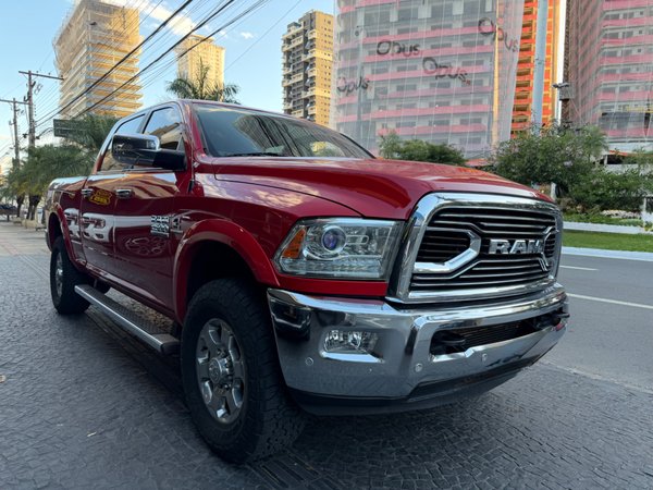 Foto 1 - RAM 2500 Laramie 6.7 Turbo Diesel 4x4