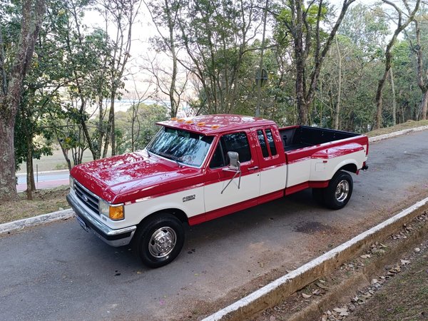 Foto 1 - Ford F350 4.5 V8 Gasolina