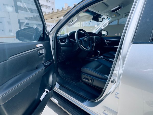 Foto 6 - Toyota Hilux SW4 SRX 2.8 Turbo Diesel 4x4