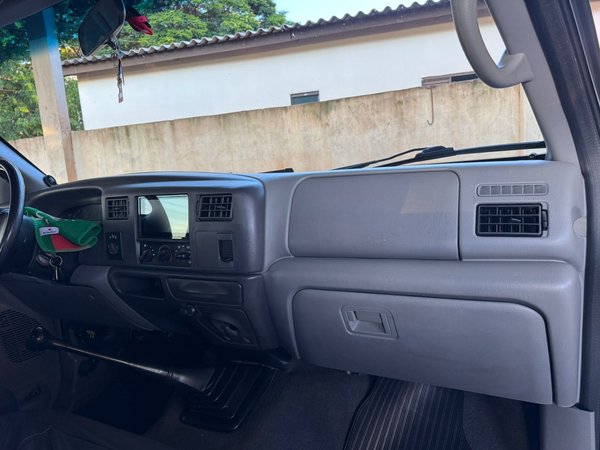Foto 8 - Ford F250 XLT 3.9 Turbo Diesel 4x4 C.S