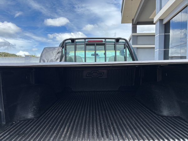 Foto 9 - Chevrolet Silverado Std. 4.2TD 18v