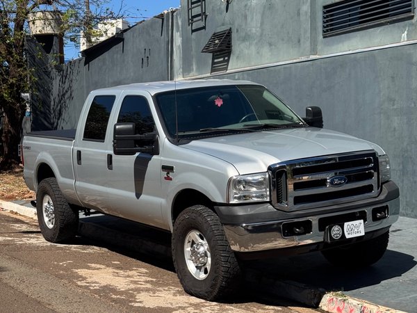 Foto 1 - Ford F250 XLT 4.2 Turbo Diesel 4x2