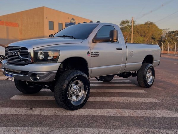 Foto 3 - RAM 2500 SLT 5.9 Turbo Diesel 4x4