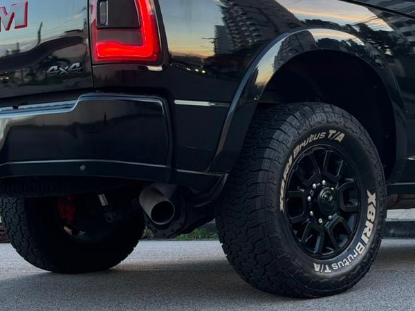 Foto 6 - RAM 3500 Longhorn Limited 6.7 Turbo Diesel 4x4
