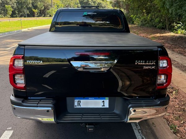 Foto 5 - Toyota Hilux SRX 2.8 Turbo Diesel 4x4