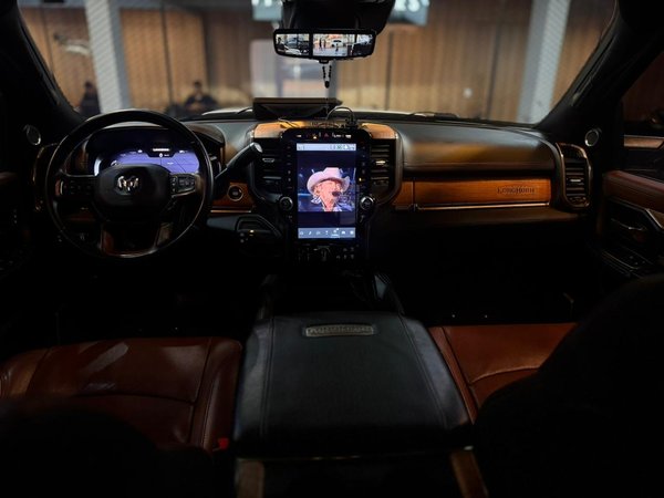 Foto 6 - RAM 3500 Longhorn Limited 6.7 Turbo Diesel 4x4