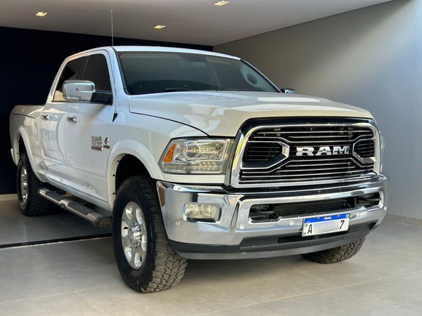 Foto 2 - RAM 2500 Laramie 6.7 Turbo Diesel 4x4