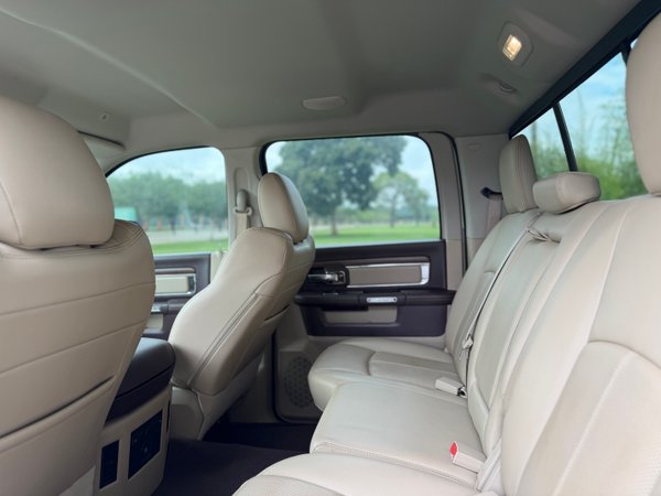 Foto 10 - RAM 2500 Laramie 6.7 Turbo Diesel 4x4