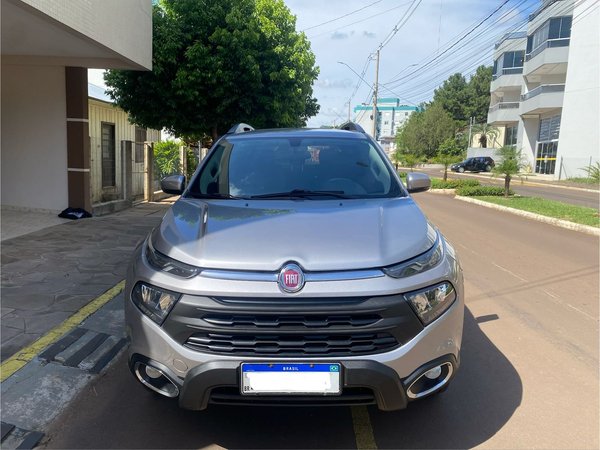 Foto 2 - Fiat Toro Freedom 1.8 16v