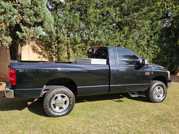Foto 3 - RAM 2500 SLT 5.9 Turbo Diesel 4x4 C.S