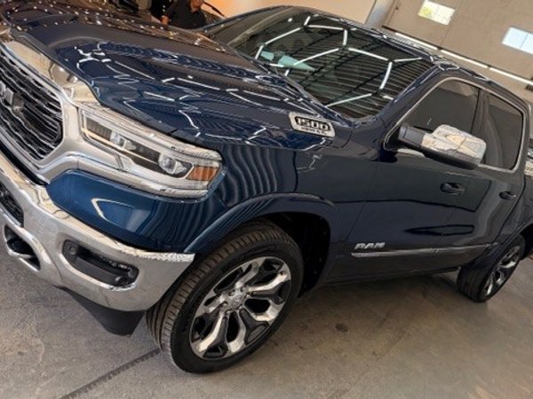 Foto 3 - RAM 1500 Limited 5.7 V8 Gasolina 4x4