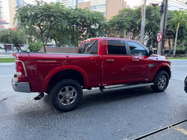 Foto 2 - RAM 2500 Laramie 6.7 Turbo Diesel 4x4