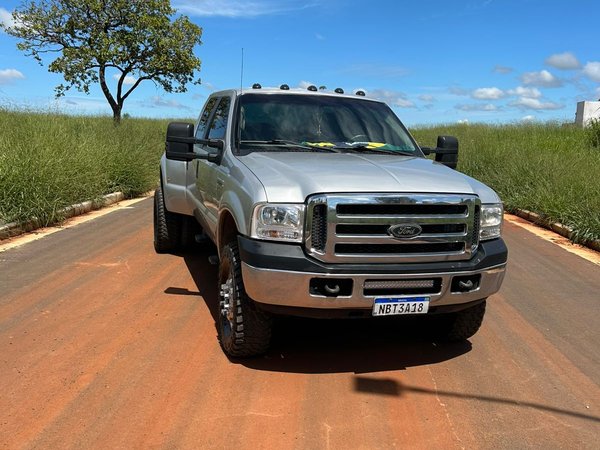 Foto 2 - Ford F250 XLT 3.9 Turbo Diesel 4x4 C.S