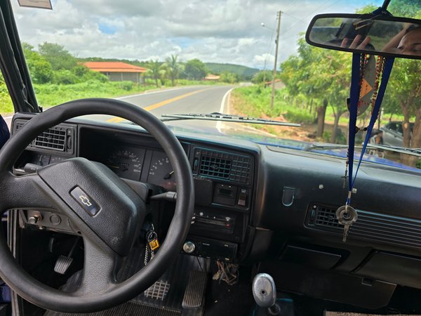Foto 6 - Chevrolet Veraneio Custom De Luxo 4.0 Diesel