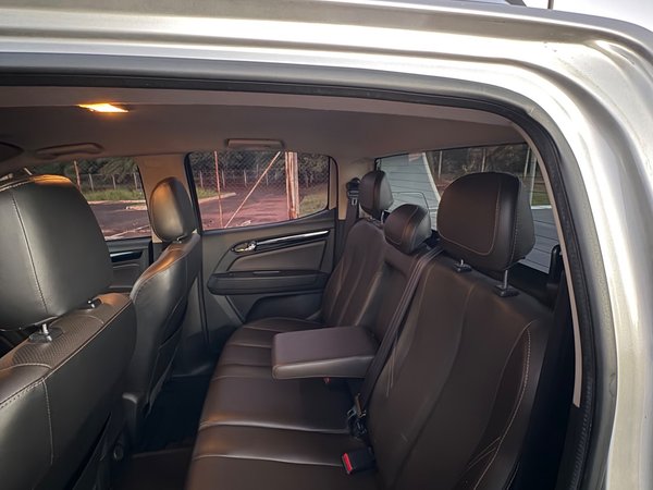 Foto 8 - Chevrolet S10 High Country 2.8 Turbo Diesel 4x4