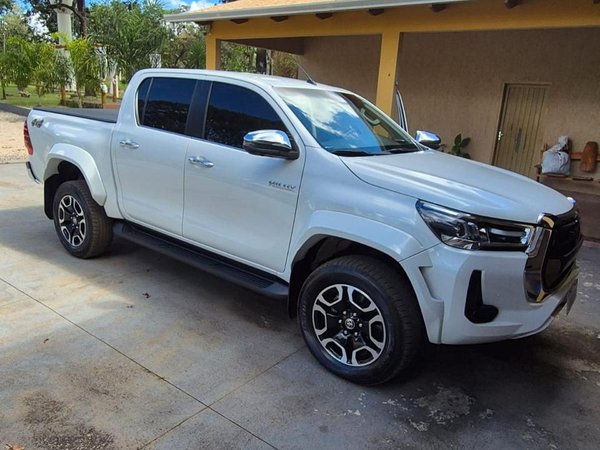 Foto 3 - Toyota Hilux SRX Plus 2.8 Turbo Diesel 4x4