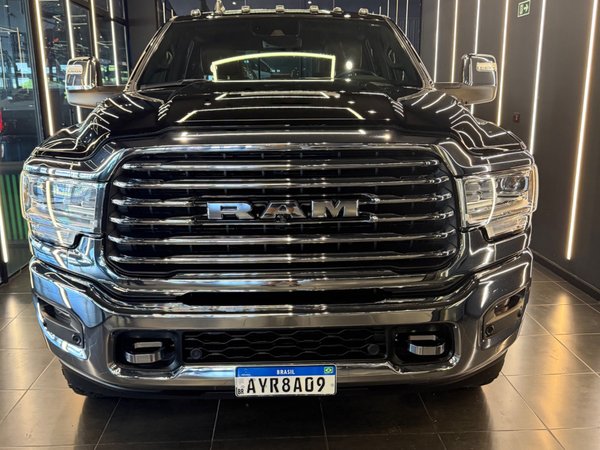 Foto 8 - RAM 3500 Longhorn Limited 6.7 Turbo Diesel 4x4