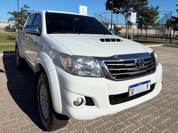 Foto 1 - Toyota Hilux SRV 3.0 Turbo Diesel 4x4