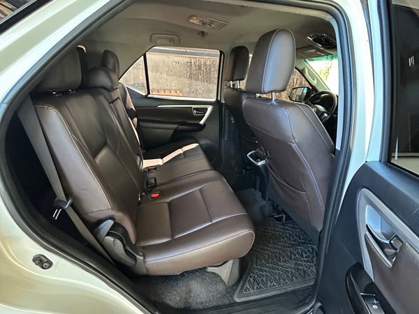 Foto 7 - Toyota Hilux SW4 SRX 2.8 Turbo Diesel 4x4