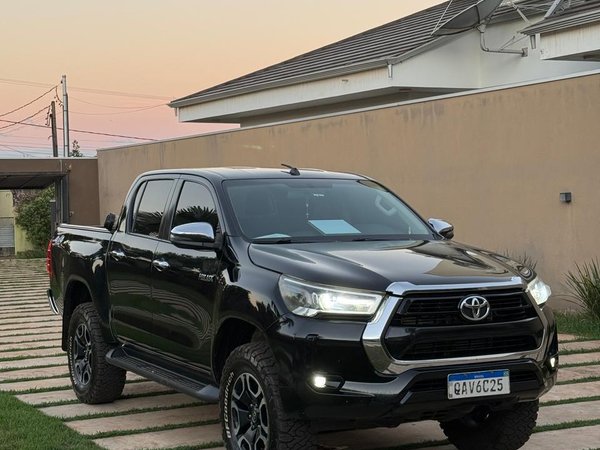 Foto 3 - Toyota Hilux SRV 2.8 Turbo Diesel 4x4