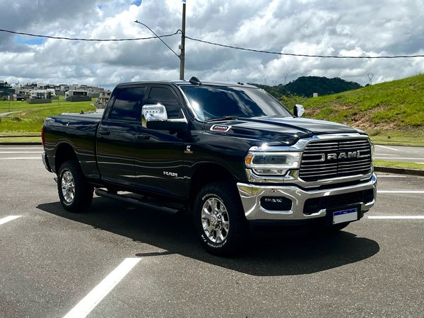 Foto 3 - RAM 2500 Laramie 6.7 Turbo Diesel 4x4