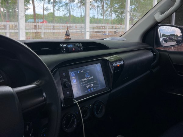 Foto 5 - Toyota Hilux STD 2.8 Turbo Diesel 4x4