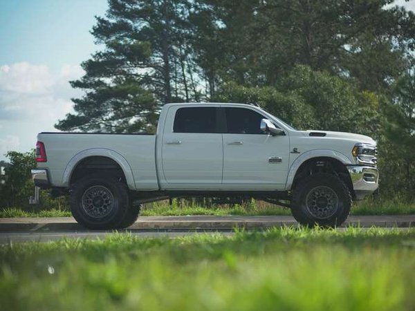 Foto 2 - RAM 2500 Laramie Quarto de Milha 6.7 Turbo Diesel 4x4