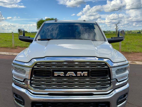 Foto 10 - RAM 2500 Laramie 6.7 Turbo Diesel 4x4