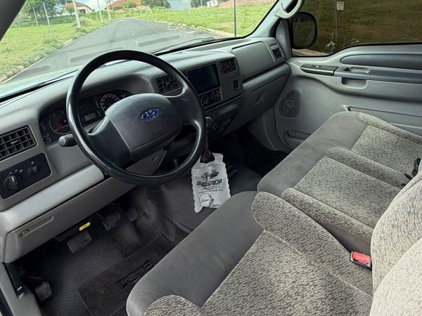 Foto 6 - Ford F250 XLT 3.9 Turbo Diesel