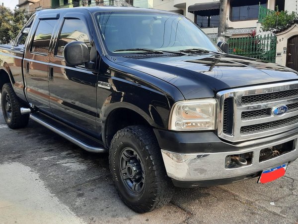 Foto 1 - Ford F250 XLT 3.9 Turbo Diesel