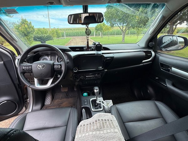 Foto 5 - Toyota Hilux SRV 2.8 Turbo Diesel 4x4