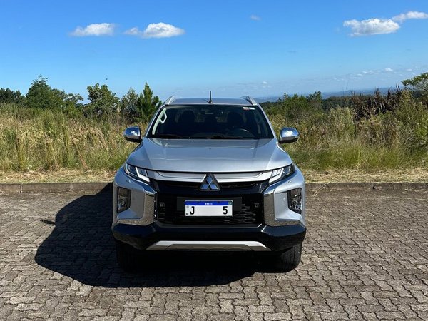 Foto 2 - Mitsubishi L200 Triton Sport HPE-S 2.4 Turbo Diesel 4x4