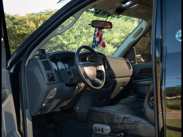 Foto 7 - RAM 2500 SLT 5.9 Turbo Diesel 4x4 C.S