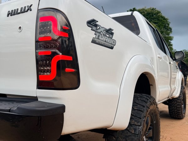 Foto 4 - Toyota Hilux SR 3.0 Turbo Diesel 4x4