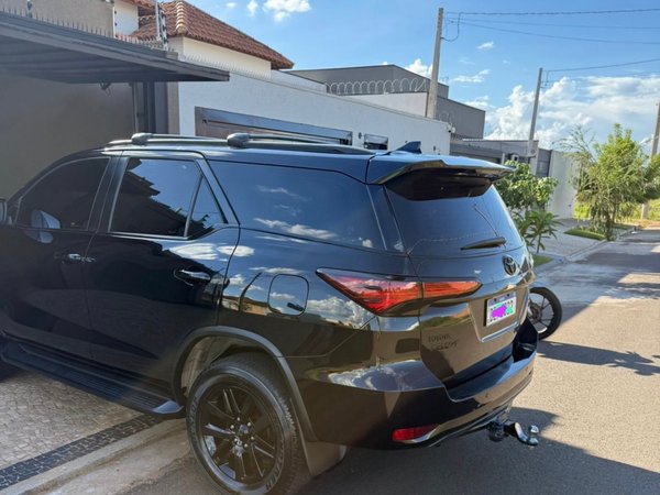 Foto 8 - Toyota Hilux SW4 SRX 2.8 Turbo Diesel 4x4