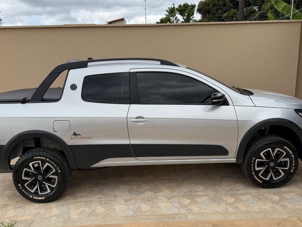 Foto 2 - Volkswagen Saveiro Extreme C.D 1.6 Flex
