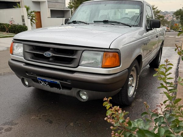 Ford Ranger XL 4.0 V6 Gasolina 4x2 C.S