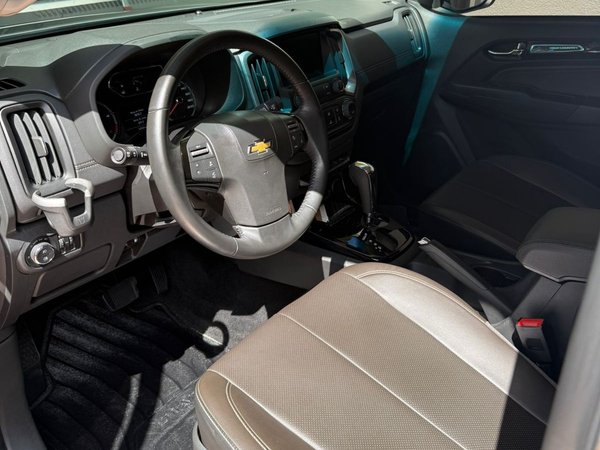 Foto 7 - Chevrolet S10 High Country 2.8 Turbo Diesel 4x4