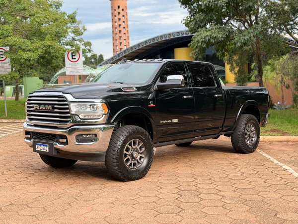 Foto 1 - RAM 3500 Longhorn Limited 6.7 Turbo Diesel 4x4