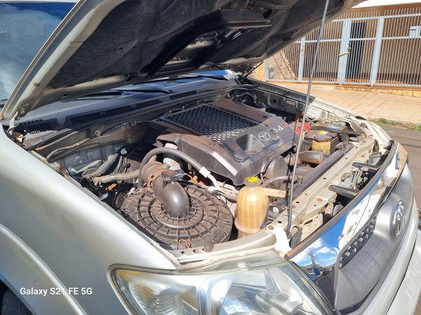 Foto 7 - Toyota Hilux SRV 3.0 Turbo Diesel 4x4
