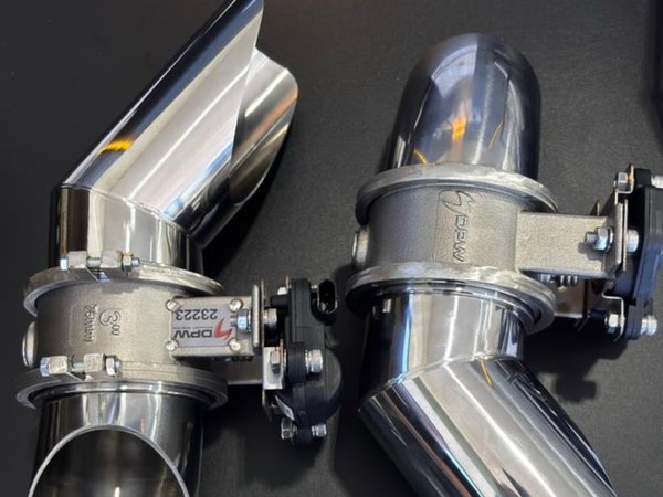 Foto 5 - RAM Classic Laramie 5.7 V8 Gasolina 4x4