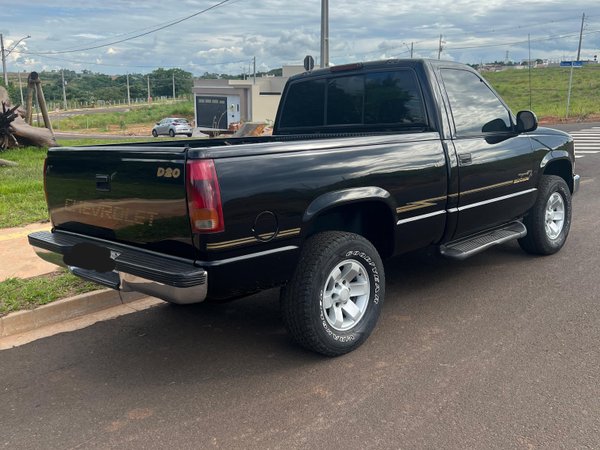 Foto 1 - Chevrolet Silverado D20 4.2TD 18v