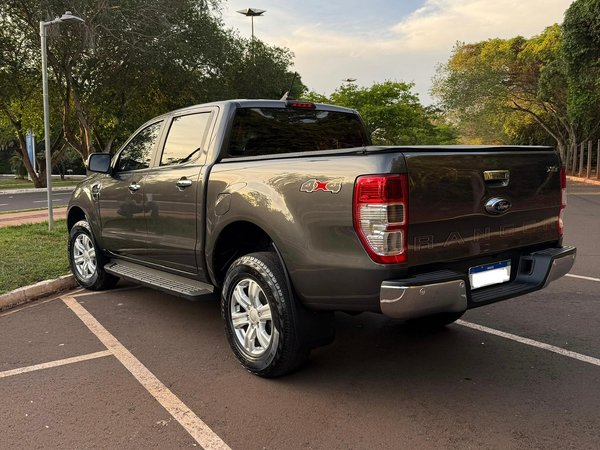 Foto 5 - Ford Ranger XLT 3.2 Turbo Diesel 4x4