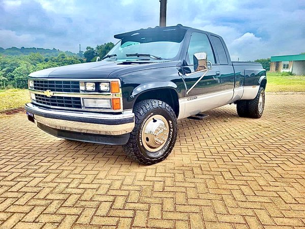 Foto 1 - Chevrolet Silverado 3500 HD Dually 6.5 V8 TD