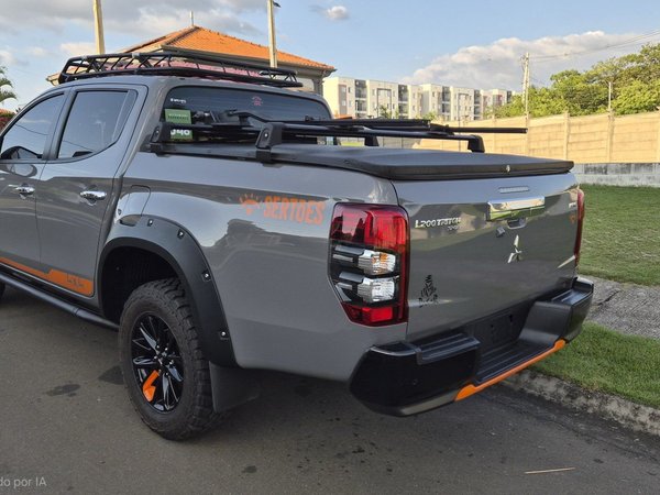 Foto 3 - Mitsubishi L200 Sport Savana Sertões 2.4 Turbo Diesel 4x4